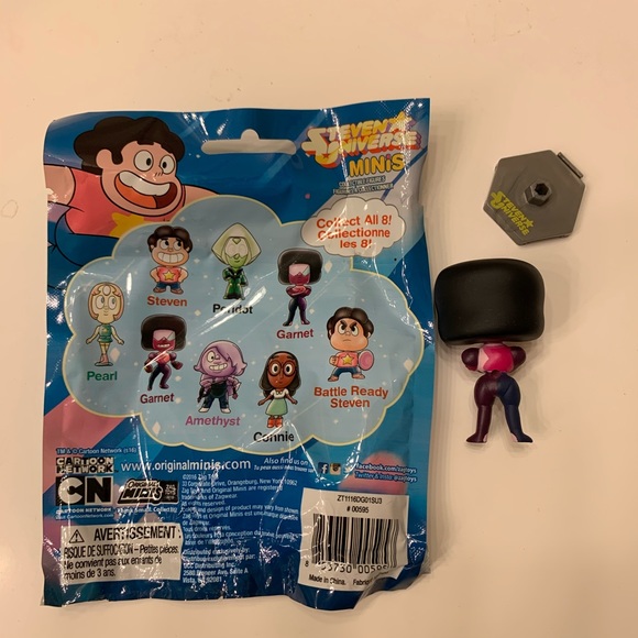 Steven Universe Mystery Minis 2016 - Picture 2 of 3